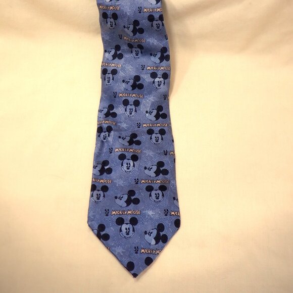 ~ TIE ~~~ MICKEY & CO ~~~ 100% Silk - Picture 1 of 1